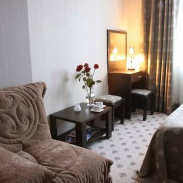 Полулюкс в Гостинице Кристалл